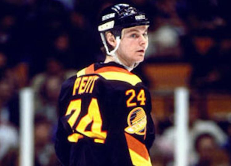 Michel Petit How Concussions Ruined Michel Petit and Steve Paynes NHL Careers