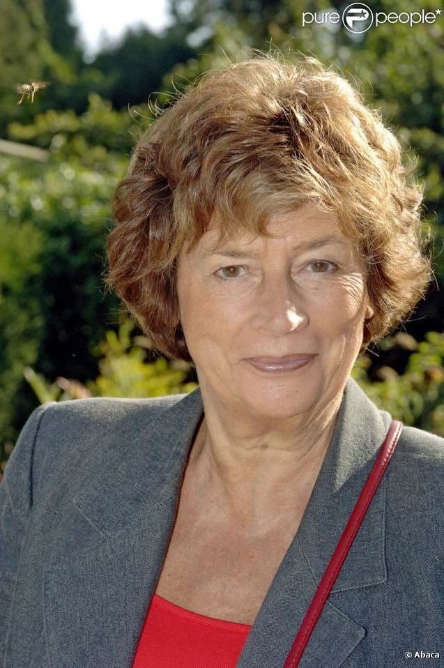 Michèle Cotta La journaliste Michle Cotta en deuil