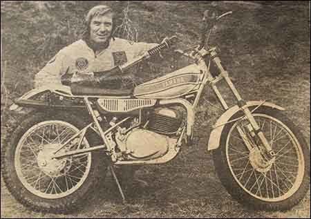 Mick Andrews wwwcustgpcomimagesMick20Andrews20Yamahajpg