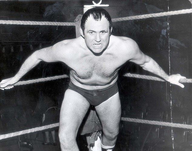Mick McManus (wrestler) QUENTIN LETTS pays tribute to his childhood antihero the