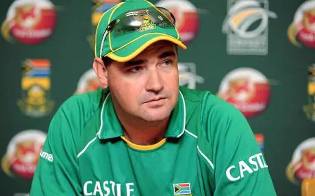 Mickey Arthur England role unlikely says South Africa coach Mickey
