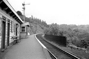 Midford railway station httpsuploadwikimediaorgwikipediacommonsthu