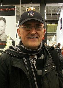 Midhat Ajanović httpsuploadwikimediaorgwikipediacommonsthu