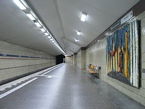 Midsommarkransen metro station httpsuploadwikimediaorgwikipediacommonsthu