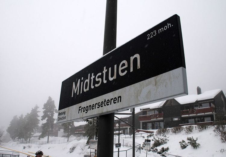 Midtstuen (station)