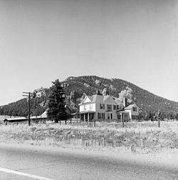 Midway House (Aspen Park, Colorado) httpsuploadwikimediaorgwikipediaenthumbd