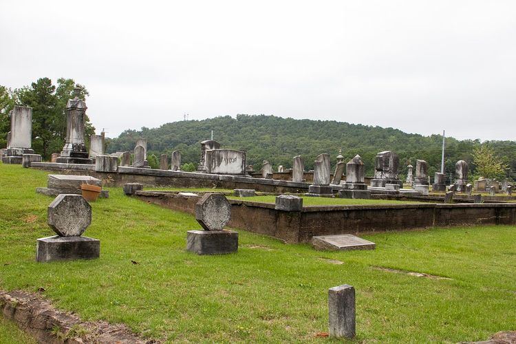Midway Presbyterian Church and Cemetery