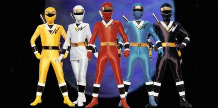 Mighty Morphin Alien Rangers TransformationTuesday Here39s How the Power Rangers Changed Over the