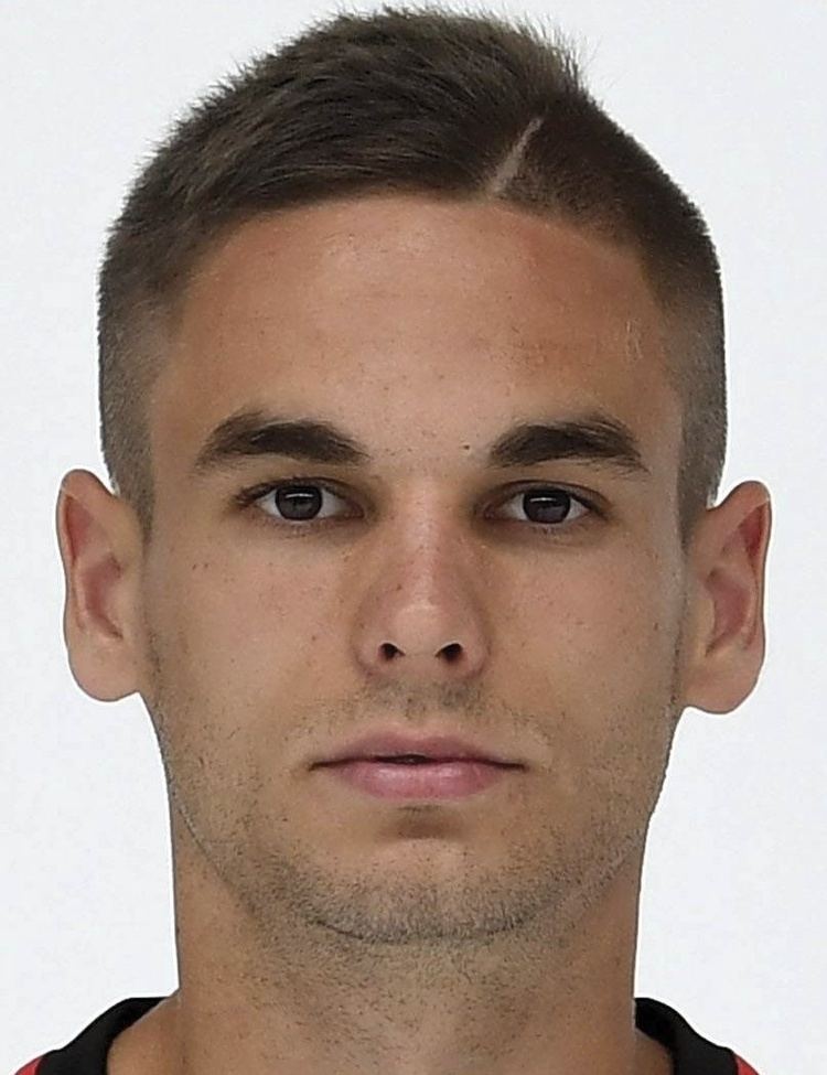 Mijat Gaćinović Mijat Gacinovic player profile 1617 Transfermarkt