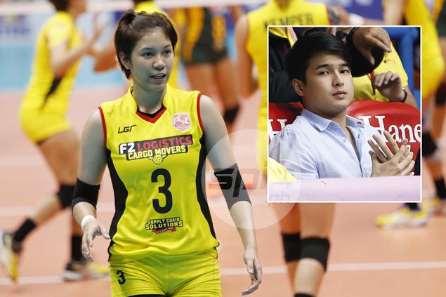 Mika Reyes Mika Reyes keeps mum as actor Jerome Ponce watches her play from