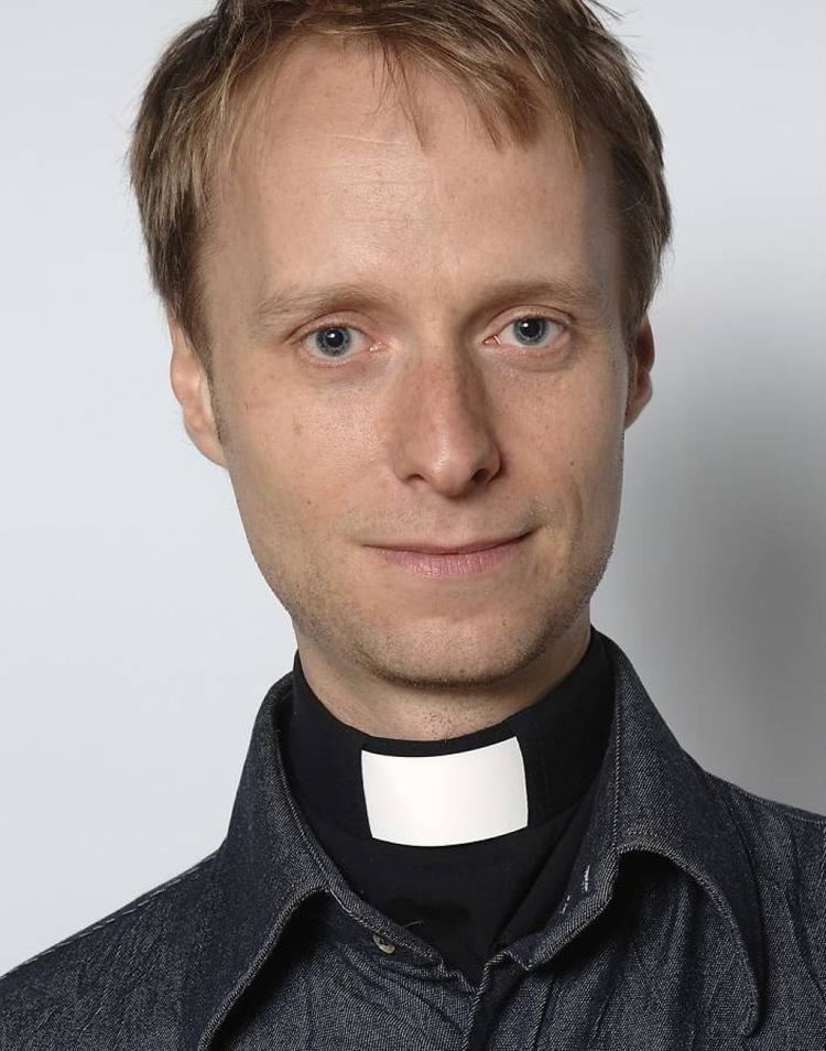 Mikael Mogren Mikael Mogren starkaste kandidaten till biskop i Vsters dagense