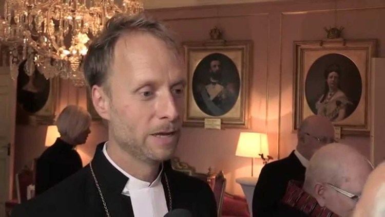 Mikael Mogren Mikael Mogren efter biskopsvigningen YouTube