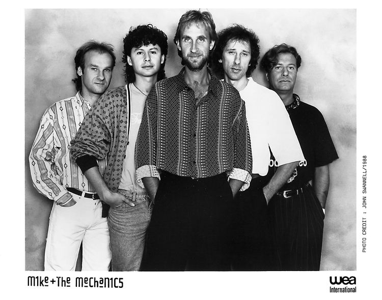 Mike + The Mechanics Stepping Stones to the big time the Paul Carrack interview