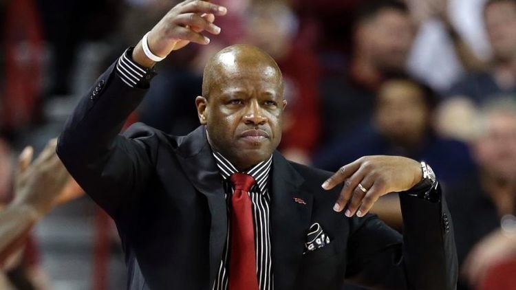 Mike Anderson (basketball) Expectations high for Arkansas basketball team in 4th