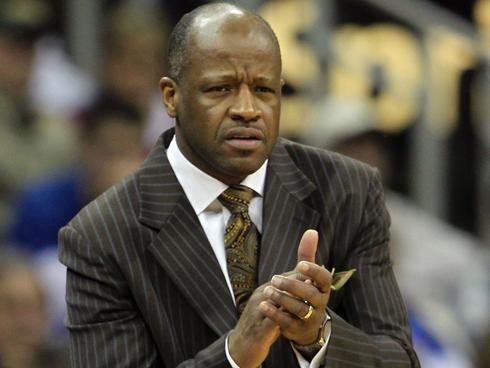 Mike Anderson (basketball) Mike Anderson agrees to become Arkansas39 new coach
