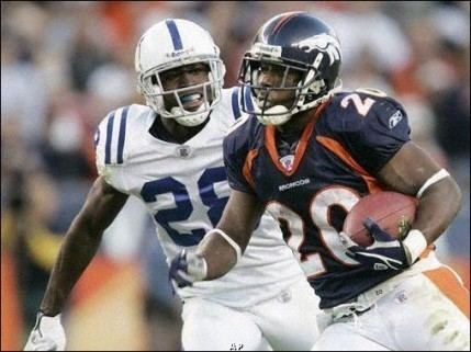 Mike Bell (running back) Former NFL running back Mike Bell coming to Cobras39 backfield