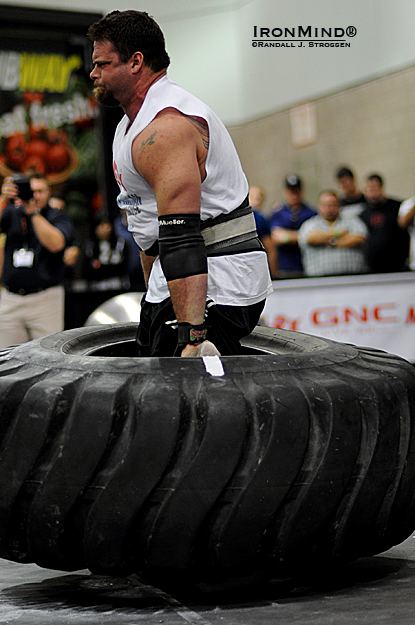 Mike Burke (strongman) Strongman Mike Burke Wins at the LA FitExpo