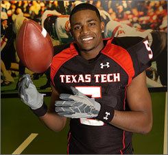 Mike Crabtree AllAmerica wideout Crabtree grabs attention at Texas Tech