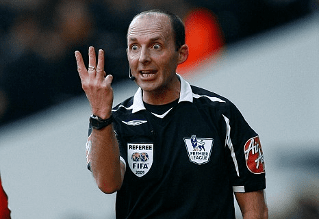 Mike Dean (referee) Referee Mike Deans top 5 Premier League goal celebrations Pictures