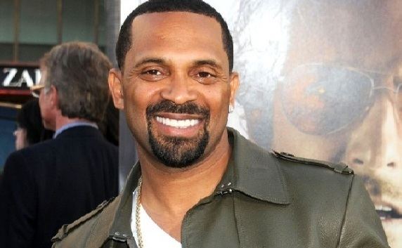 Mike Epps GQ Presents 395 Questions39 For Mike Epps The Humor Mill