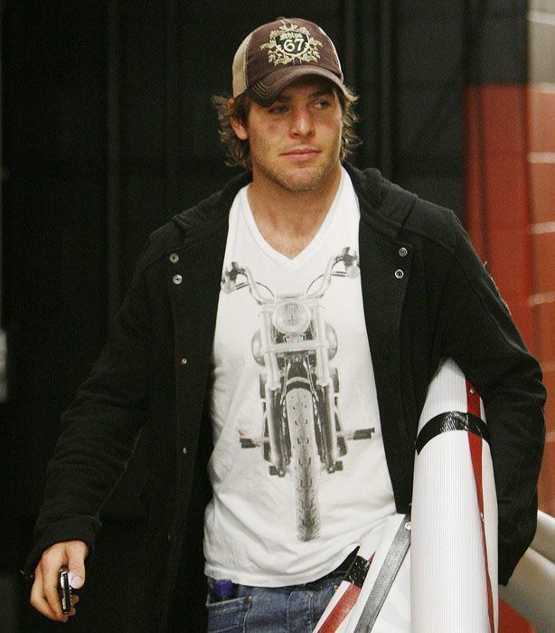 Mike Fisher (ice hockey) 24 best Mike Fisher images on Pinterest Mike dantoni Fisher and