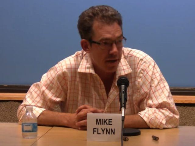 Mike Flynn (editor) mediabreitbartcommedia201507mikeflynndebat