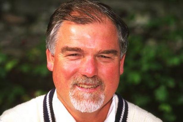 Mike Gatting (Cricketer) playing cricket