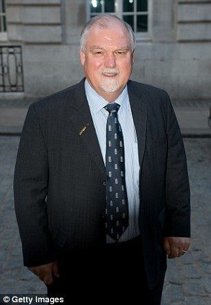 Mike Gatting next to go in ECB clearout as former England captain