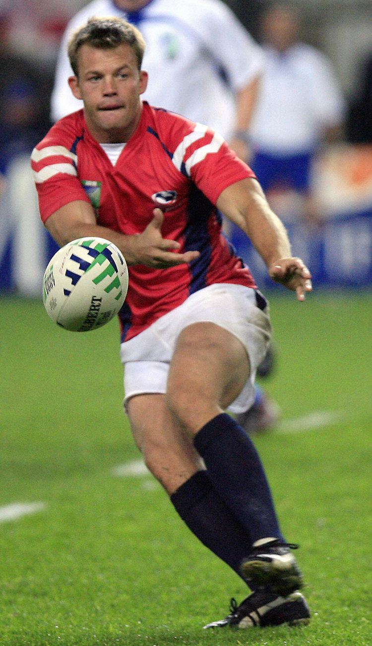Mike Hercus USA flyhalf Mike Hercus passes the ball Rugby Union Photo