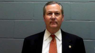 Mike Hubbard (politician) Ala House Speaker Mike Hubbard arrested for 23 felony