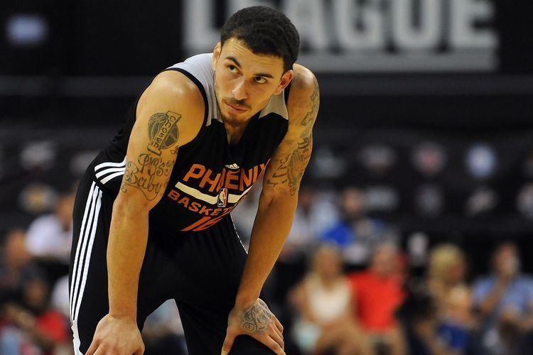 Mike James (basketball, born 1990) Despite Signing A TwoWay Deal Mike James Wont Spend Time In The G