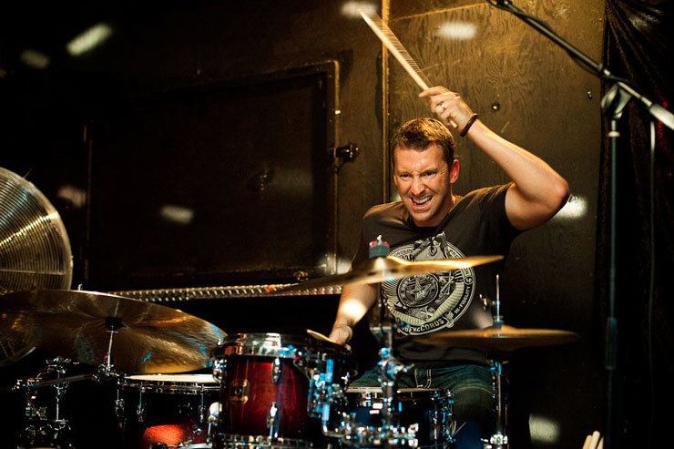 Mike Johnston (drummer) Drummerworld Mike Johnston