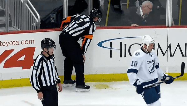 Mike Leggo Referee Mike Leggo vomits twice during Lightning vs