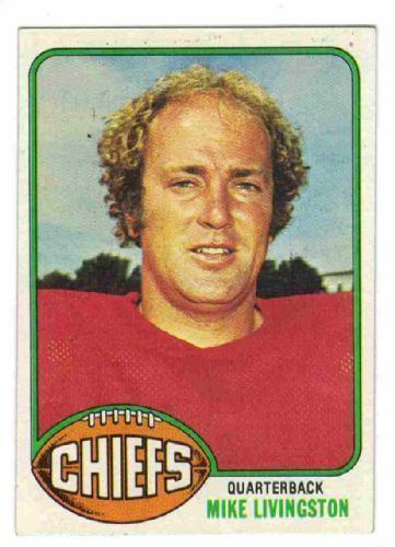 Mike Livingston KANSAS CITY CHIEFS Mike Livingston 436 Topps 1976 NFL American