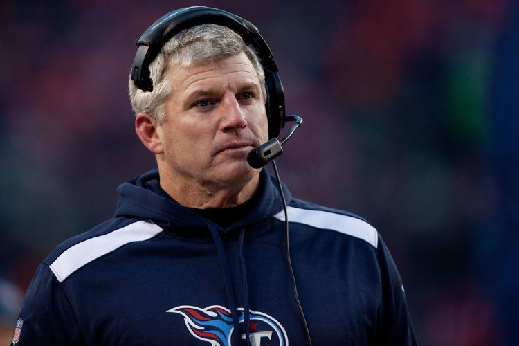 Mike Munchak Steelers hire Mike Munchak to coach offensive line