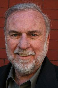 Mike O'Connor (journalist) httpsuploadwikimediaorgwikipediaen66fMik