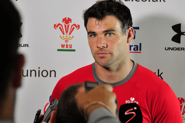 Mike Phillips (rugby player) Wales scrumhalf Mike Phillips opens up on his 39lack of
