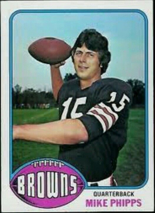 Mike Phipps 1980 Topps football card of Mike Phipps NFLCleveland