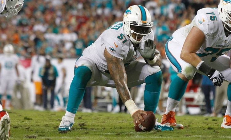 Mike Pouncey Dolphins exercise option on Mike Pouncey39s contract USA