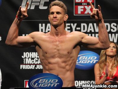 Mike Pyle (fighter) UFC on FX 3 results Mike Pyle knocks out Josh Neer with