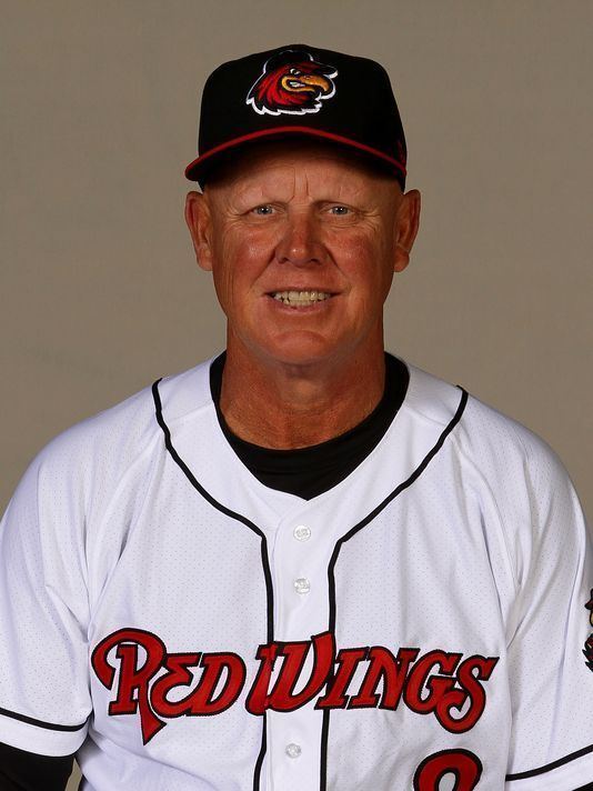 Mike Quade (footballer) Rochester Red Wings retain manager Mike Quade for 2017