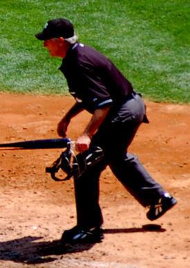 Mike Reilly (umpire) httpsuploadwikimediaorgwikipediacommonsthu