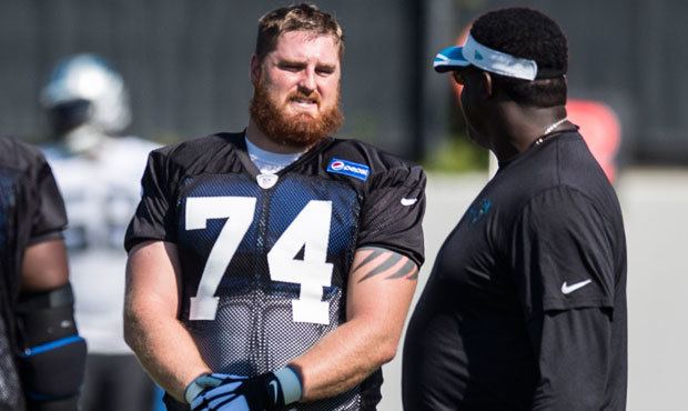 Mike Remmers Remmers to start at right tackle