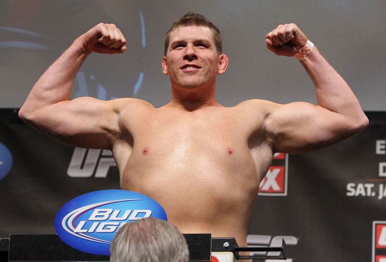 Mike Russow UFC On Fox 2 Results Mike Russow Decisions Jon Olav