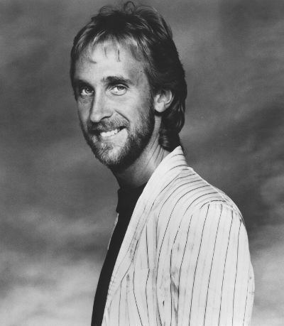 Mike Rutherford Mike Rutherford Biography amp History AllMusic