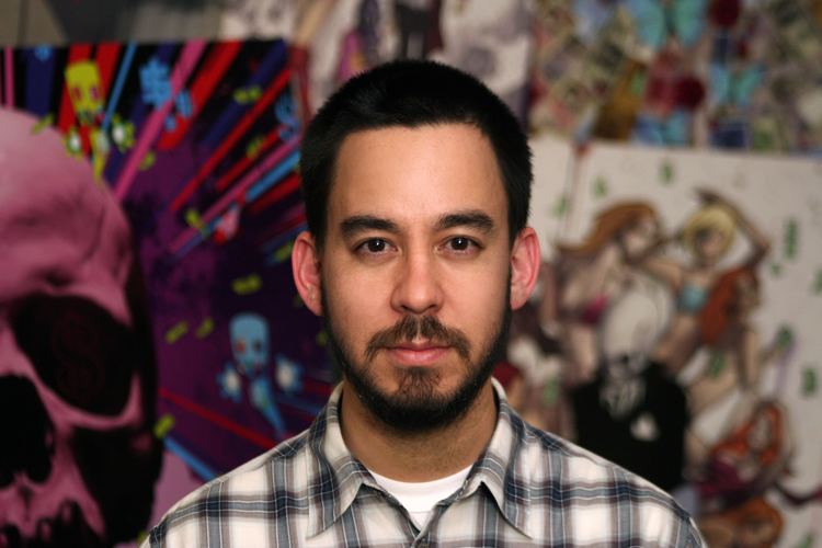 Mike Shinoda Linkin Park39s Mike Shinoda Raids Hollywood 5 Photos