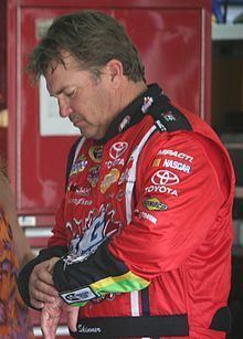 Mike Skinner (racing driver) httpsuploadwikimediaorgwikipediacommonsthu