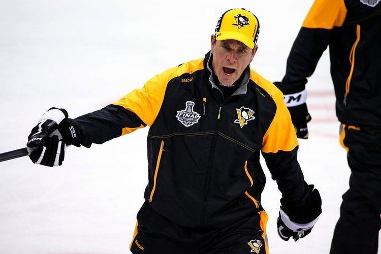 Mike Sullivan (ice hockey) In Pittsburgh Mike Sullivan39s Call to Order Resounds Its Way to the