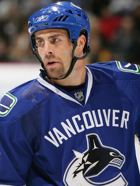 Mike Weaver (ice hockey) Weaver 20 Vancouver Canucks Features