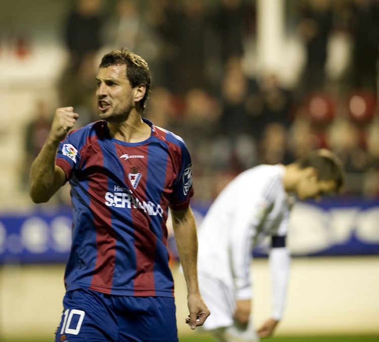 Mikel Arruabarrena Mikel Arruabarrena Euskal Selekzioarekin Tolosaldeko Ataria